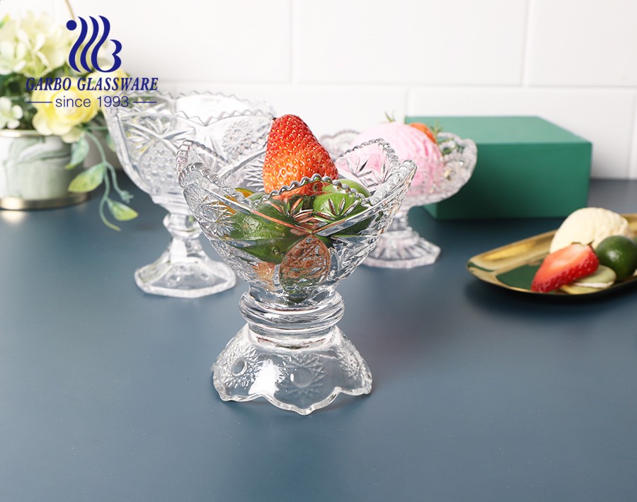 Middle East Hot Selling  Summer Season 190ml Footed  Glass Ice Cream Cup  Dessert Bowl fruit salad bowl