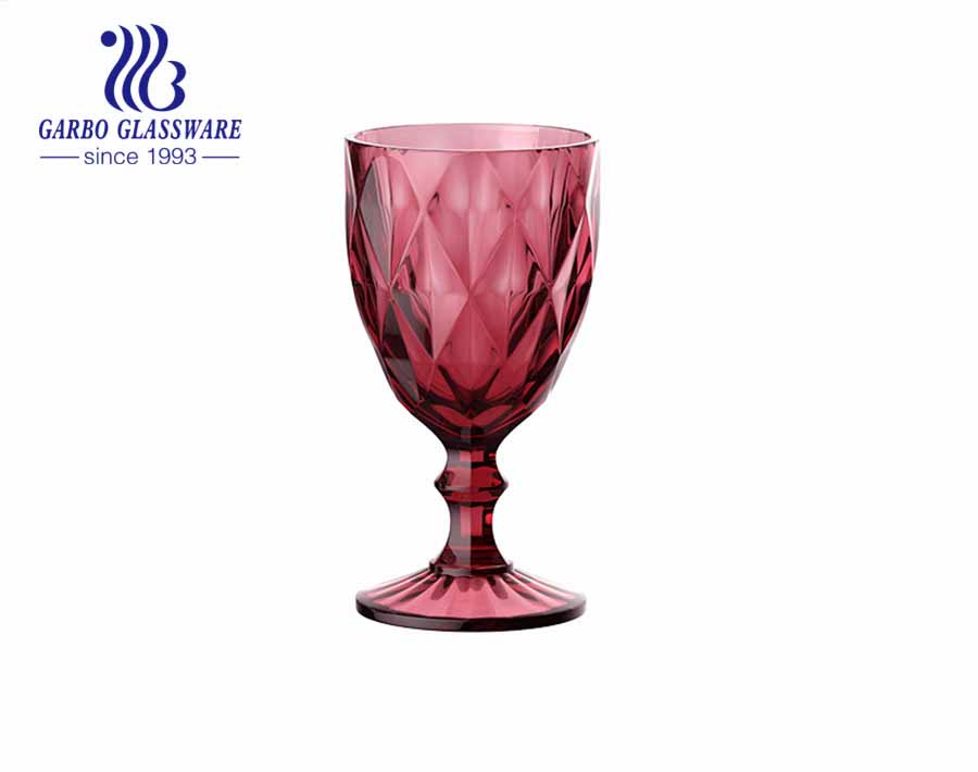 Verres à pied en verre de couleur de pulvérisation de 300 ml de haute qualité pour la décoration de la maison de boire du vin