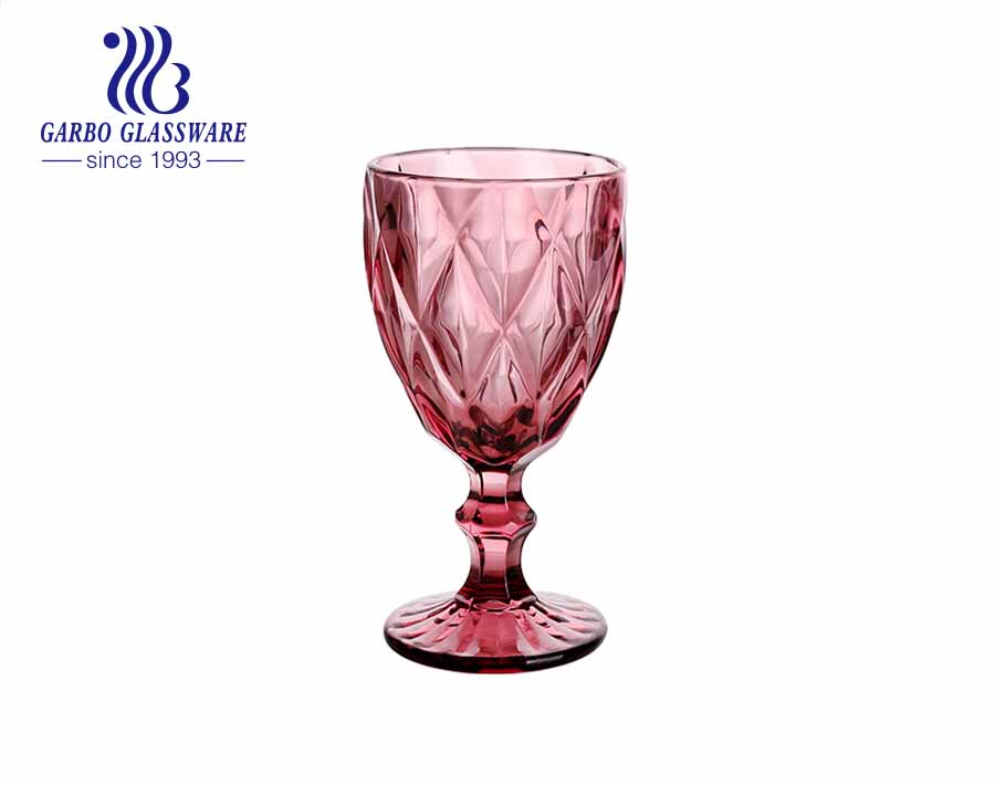 Verres à pied en verre de couleur violet 300 ml pour la maison et le restaurant utilisant une décoration personnalisée