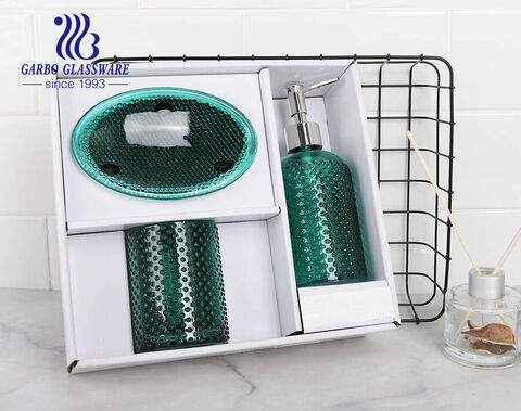 Machine-made gift box 3pcs glass bathroom accessories set with spraying vintage green for hotel