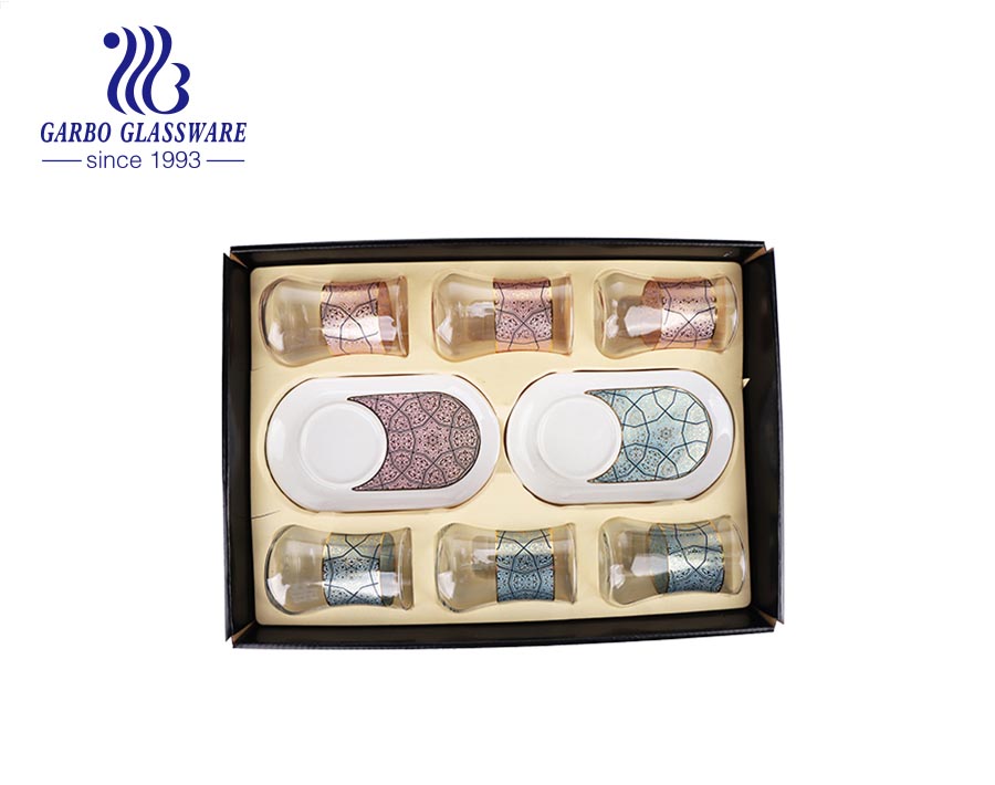 10 قطع علبة هدية حزمة مخصصة زهرة صائق كوب الشاي الزجاج التركي مع مجموعة صحن السيراميك