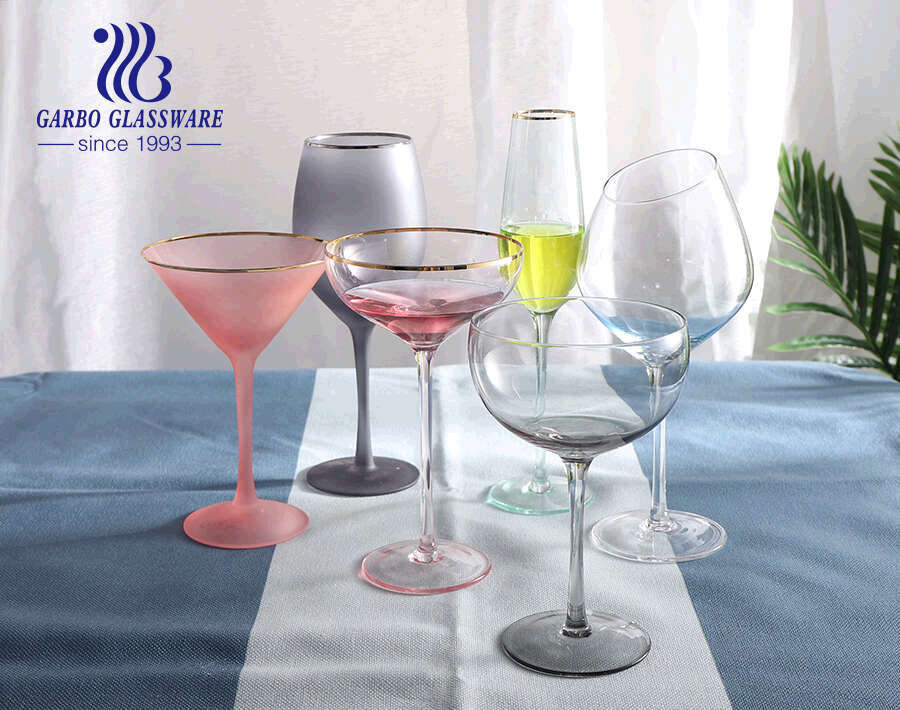 300ml high quality pink color frosted glass stemware for martini drinking