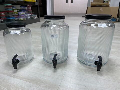 Latest global popular ribbed glass beverage dispensers from Garbo Glassware