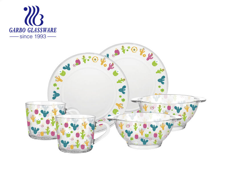 The cartoon design of the glassware set with plate bowl and cups