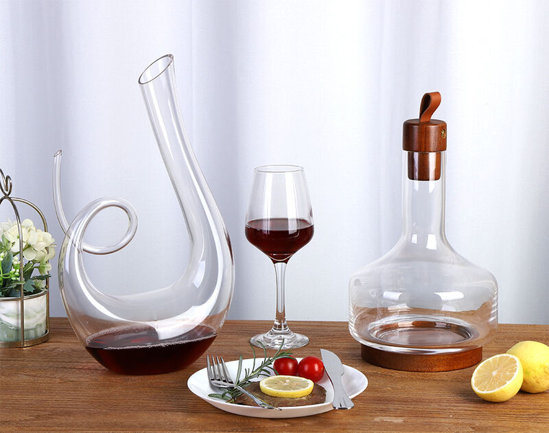 Introduce the high quality hand-made wine decanter