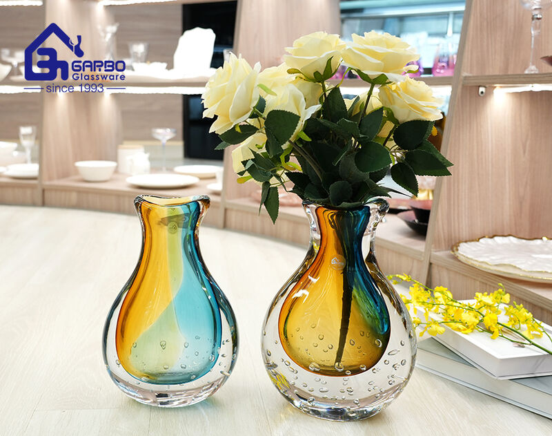 مزهرية زجاجية مصنوعة يدويًا بقاعدة ثقيلة من المورد الصيني