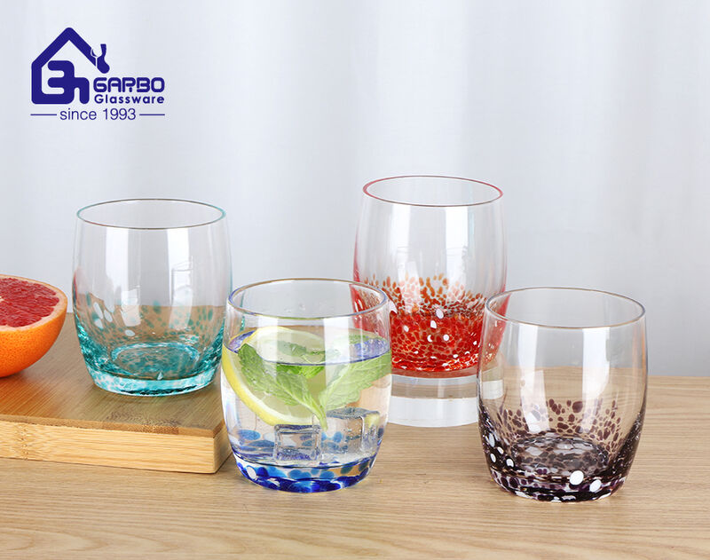 アメリカとヨーロッパ市場向けのハイエンドの手作りのカラフルなガラスカップ