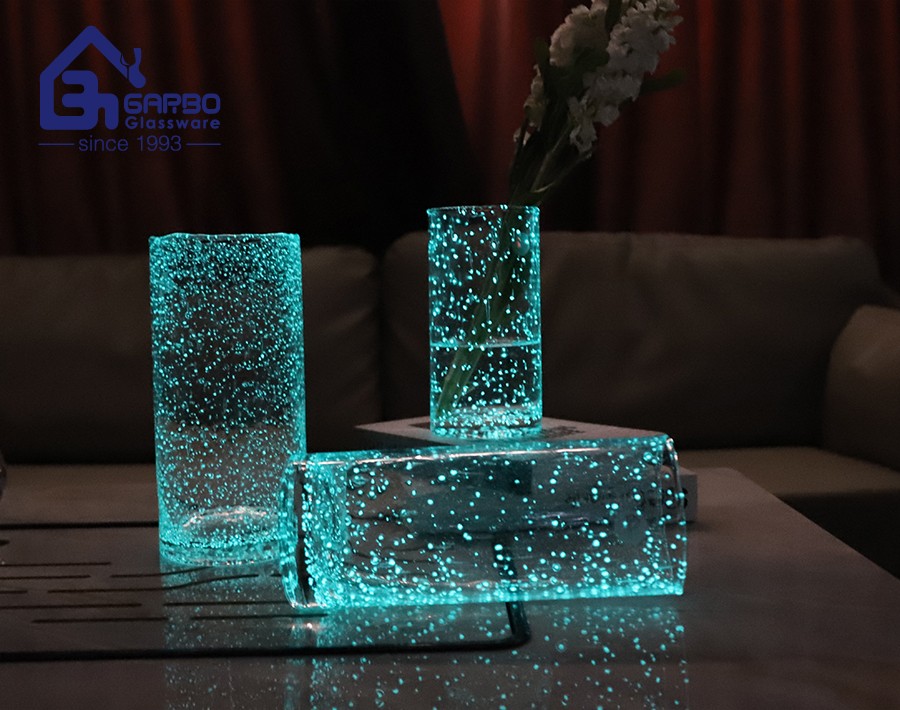 vasos de vidro luminosos