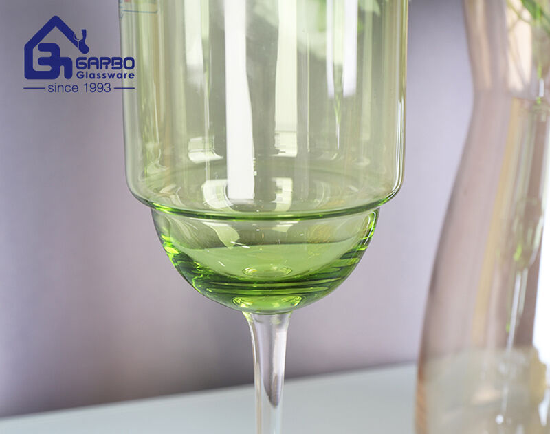 Collection de verres à Champagne vintage de couleur verte solide de 215ml avec tige transparente