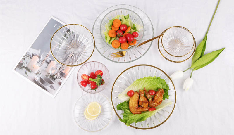 wholesale customized clear glass fruit cake charger plates glass beaded plates with silver rim