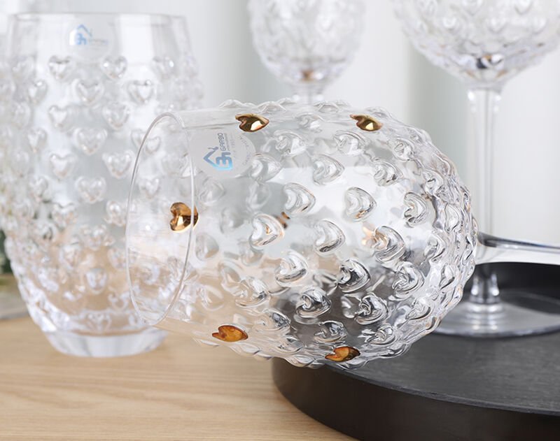 Attractive wine glass make your table look luxurious in any occasion