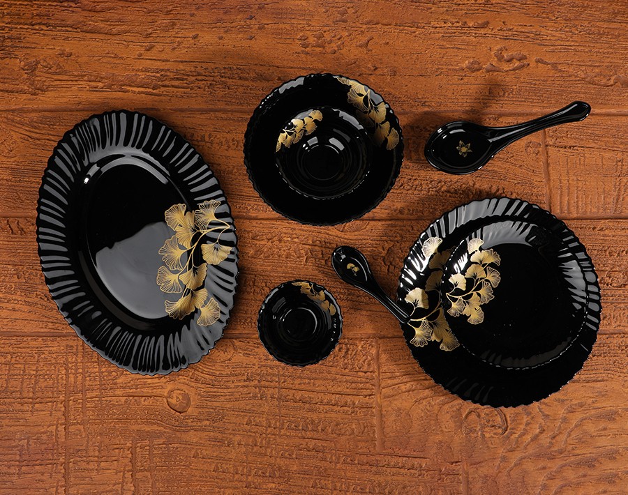Why are global high-end brands seeking black opal glass supply chains
