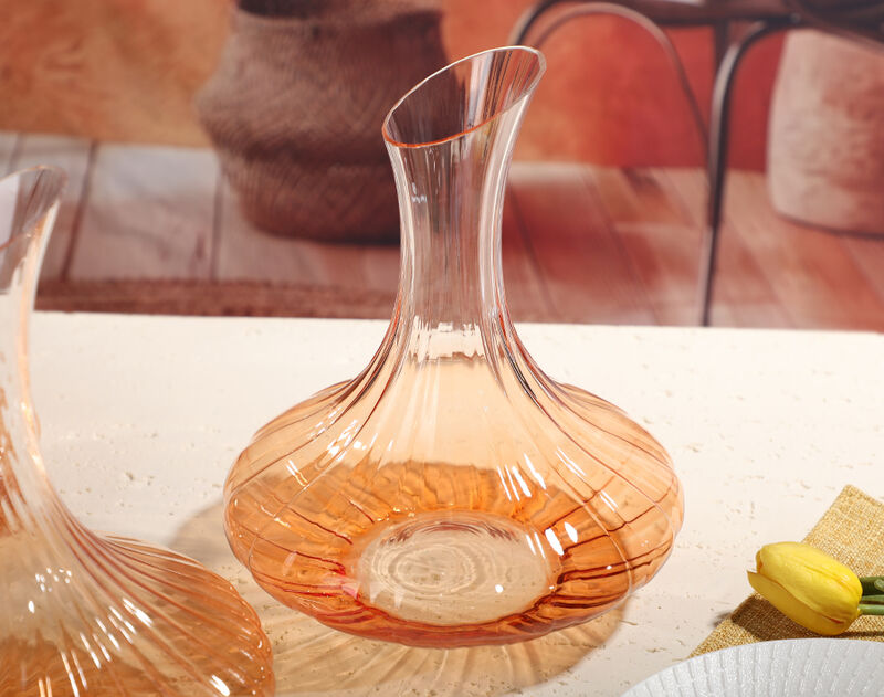 Handmade Wine Glass Decanter with Color Spray Design For Wholesale