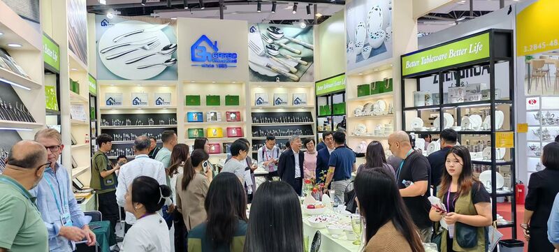 he Mayor of Guangzhou City Visit Our Booth of the 136th Canton Fair! he Mayor of Guangzhou City Visit Our Booth of the 136th Canton Fair!