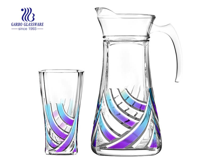Kundenspezifischer, sprühfarbener 7-teiliger Glaskrug und Tassen Wassertrinkset