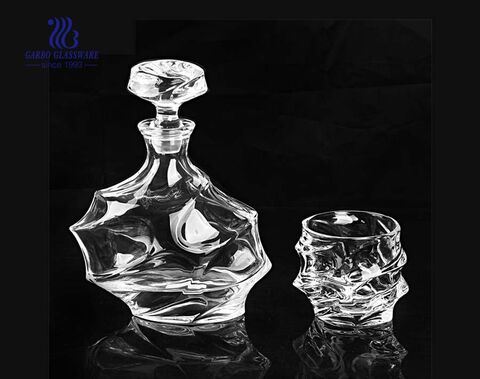 Wholesale square clear whiskey glass decanter