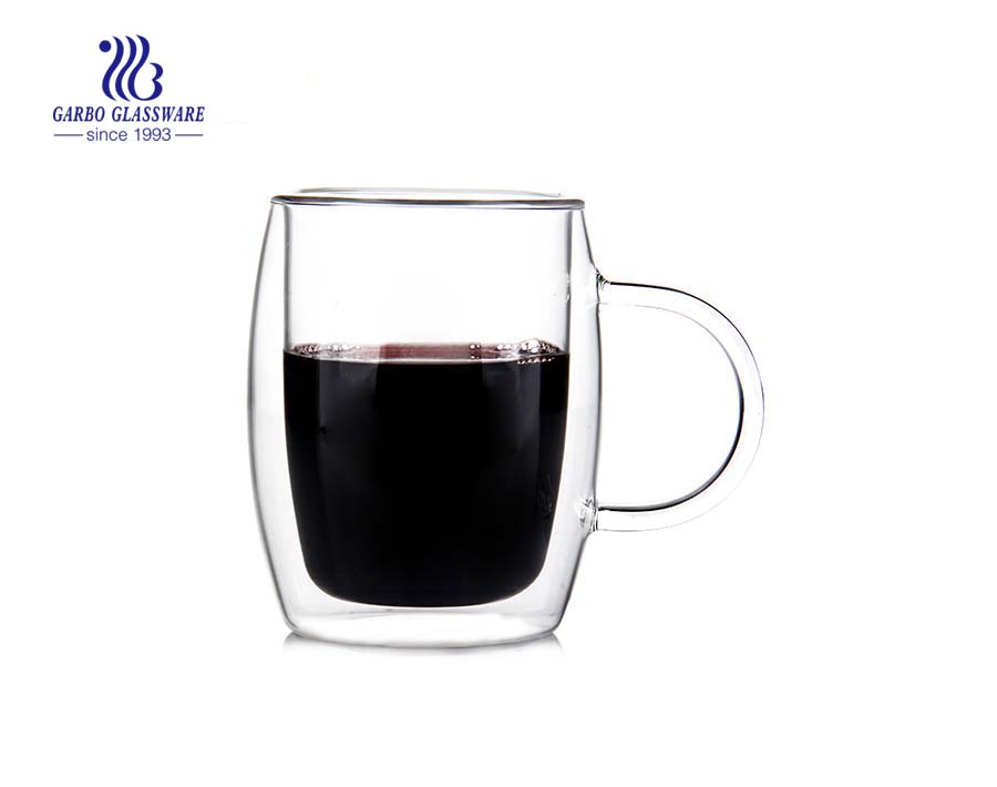 Big capacity heat resistant double wall glass cup with measuring line