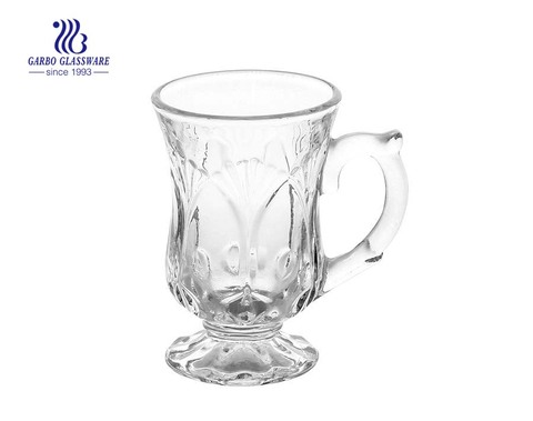 Vaso de té 65ml con pie