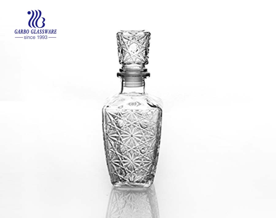 Trung Quốc màu vàng giá rẻ quà tặng thủy tinh Decanter