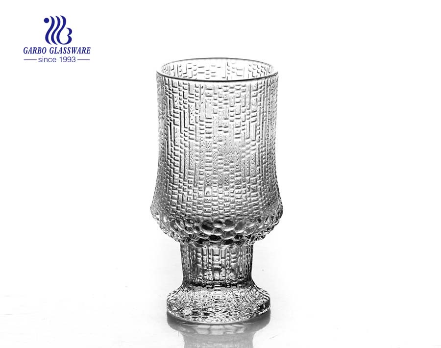 Gobelet gravé en verre de 125 ml avec verres à pied de base