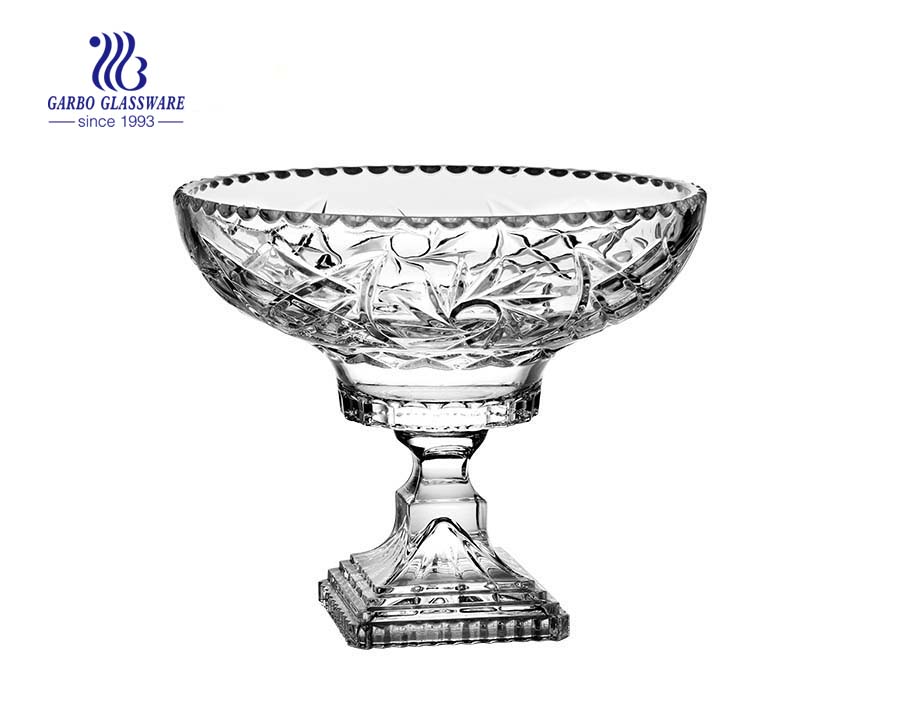 7.01'' Glass Vasa with Golden Planting & Ceramic flower