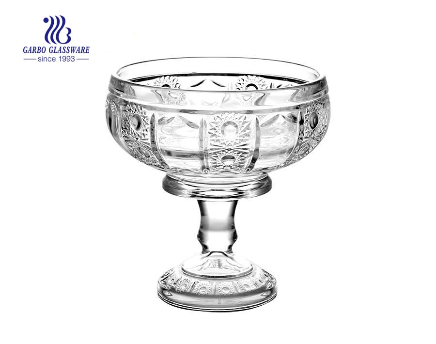 7.01'' Glass Vasa with Golden Planting & Ceramic flower