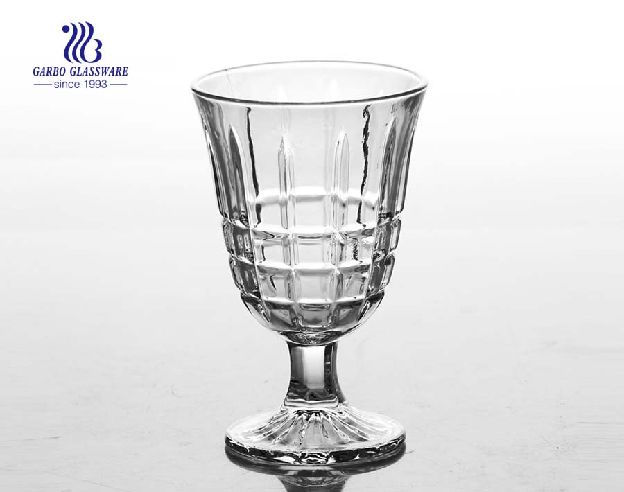 中国の古典的なスタイルの人気デザイン刻まれたガラスアイスクリームカップ