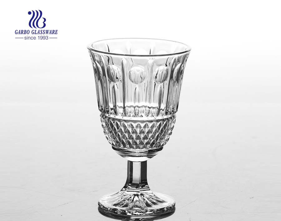 中国の古典的なスタイルの人気デザイン刻まれたガラスアイスクリームカップ