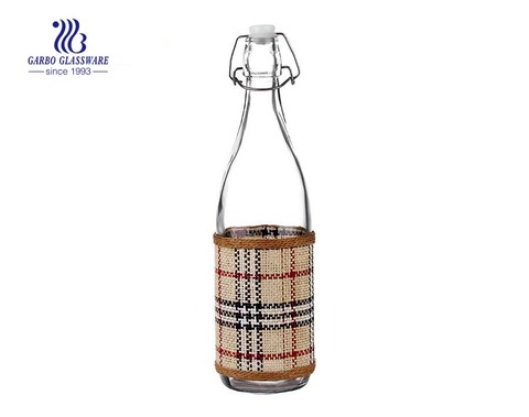 1L clear glass bottle with bamboo cover