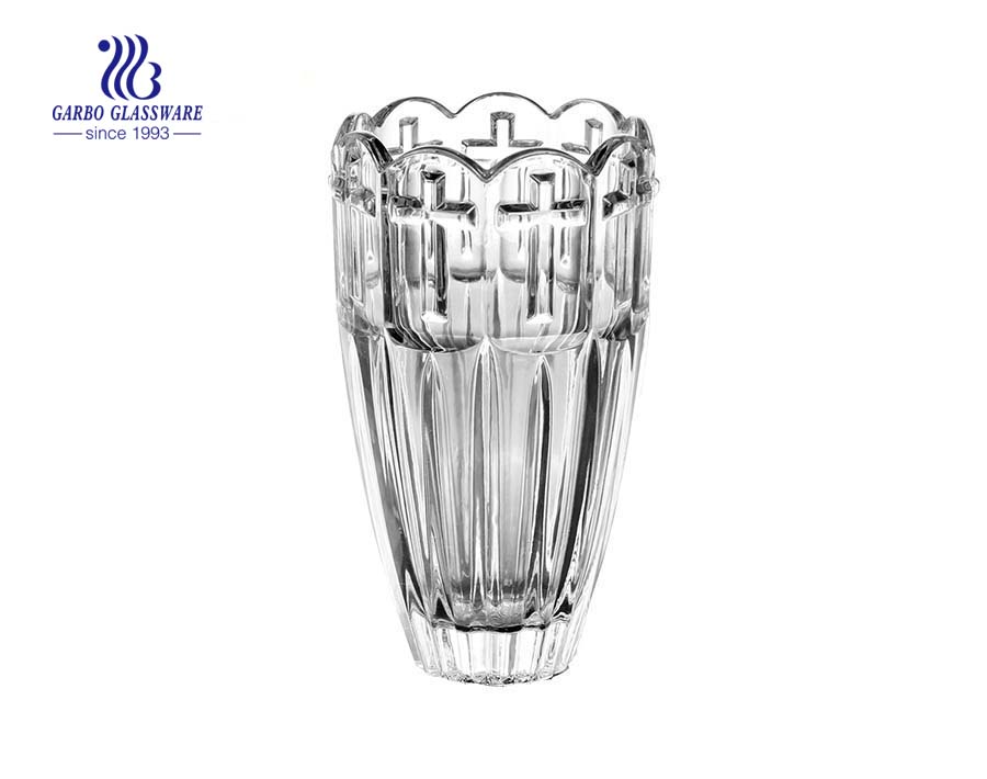 Simple Engraved Flower Design Clear Glass Vase 