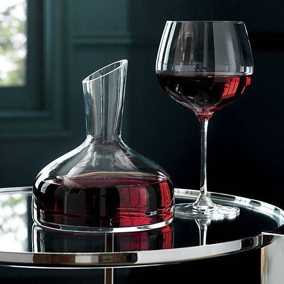 What kind of wine needs decanting and why ?