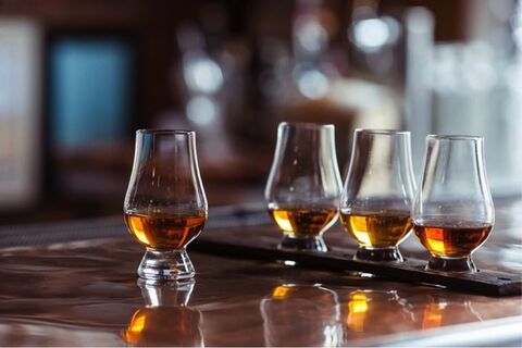 How to pick a whisky glass correctly