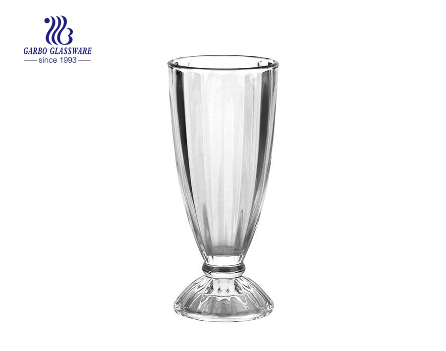 Classic engraved glass milkshake cup for drinking