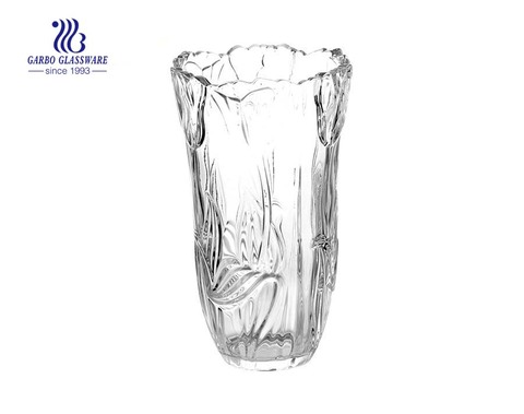 Simple Engraved Flower Design Clear Glass Vase 