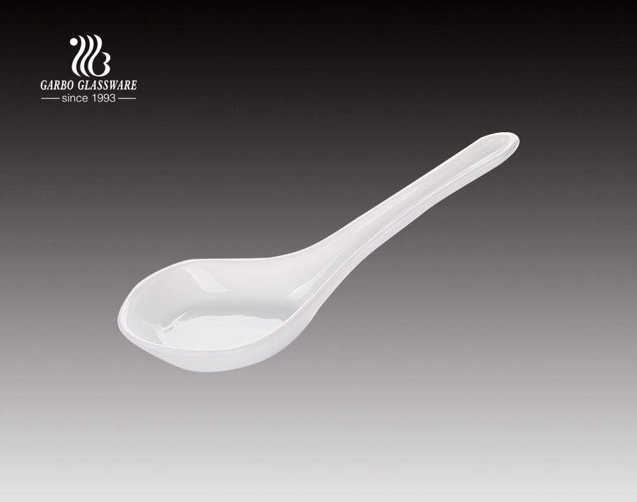 Cristalería de ópalo cuchara de cristal de ópalo blanca de fábrica directa con calcomanía de impresión personalizada