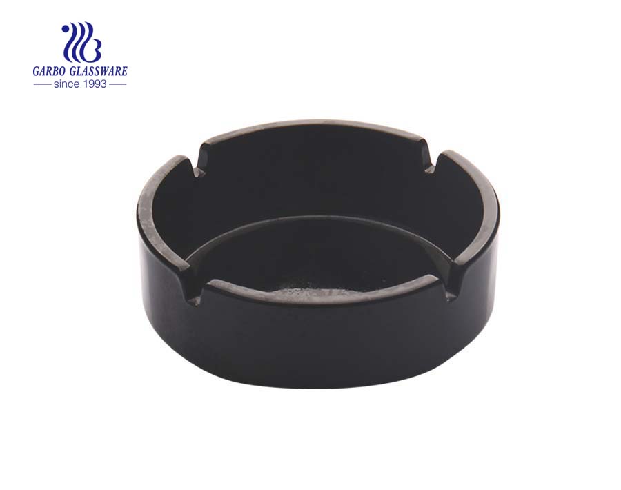 New material opal glass ashtray in round shape with high quality