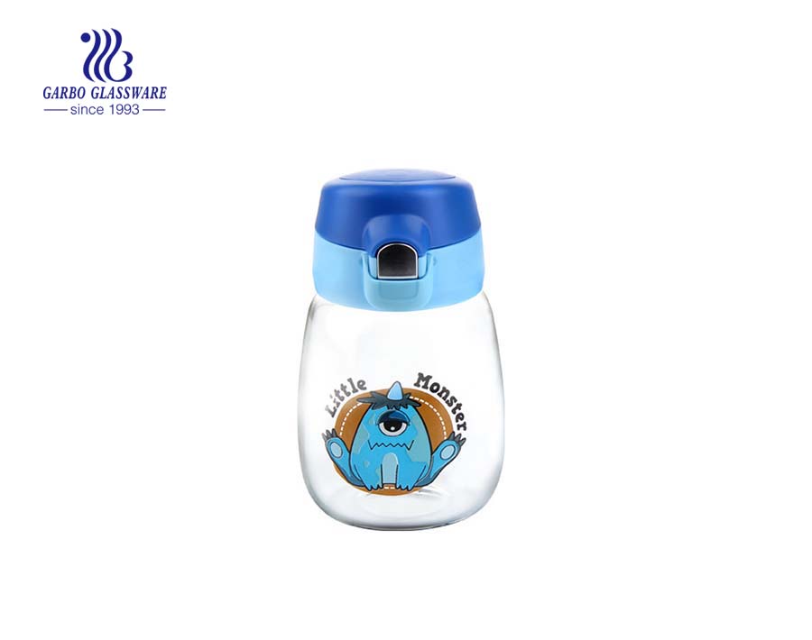 Chai nước thủy tinh Pyrex đáng yêu màu xanh lá cây 280ml có tay áo bảo vệ