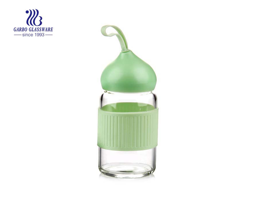 590ml Borosilicate Glass Water Bottle With Neoprene Seelve
