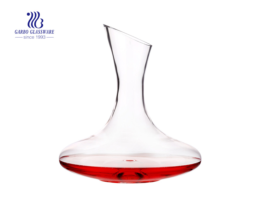 1.5L glass wine decanter made in China factory direct exporting