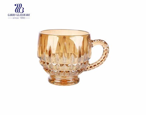 round special glass tea drinking mug with small bottom 