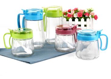 How to choose a good material condiment jar  for kitchen use? 