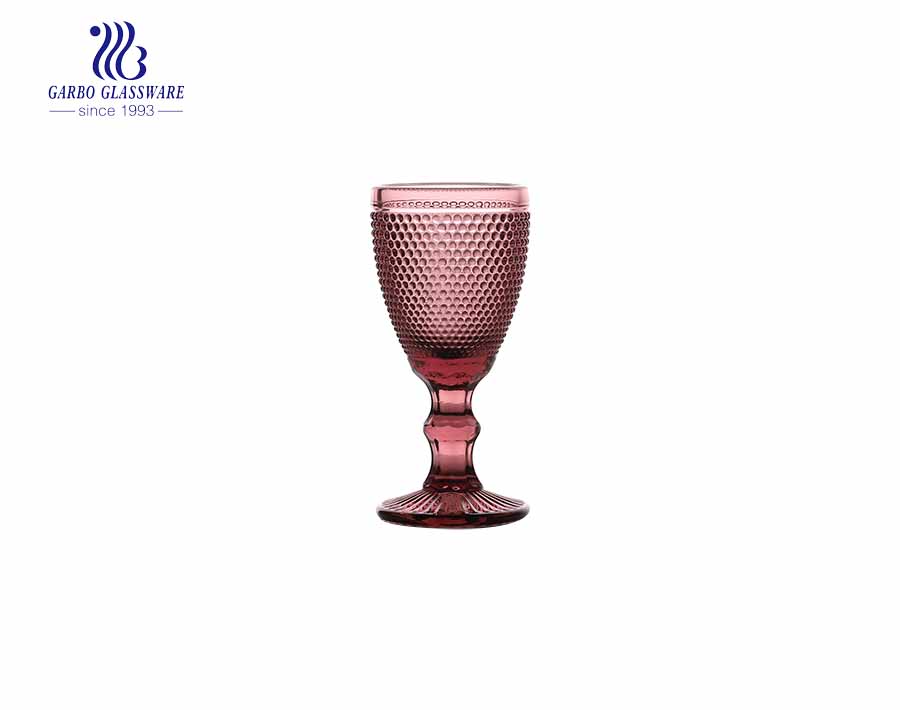 Verre à vin en verre de couleur rose 11oz avec verres à pied pour la fête