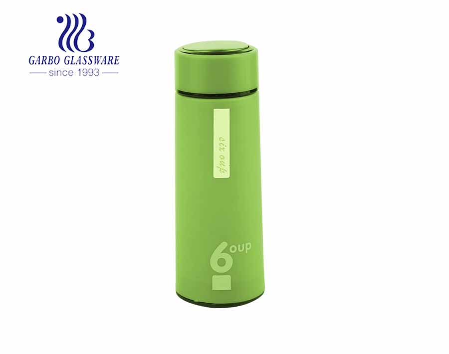 Cheap popular 420ml glass water bottle with colorful plastic sleeve