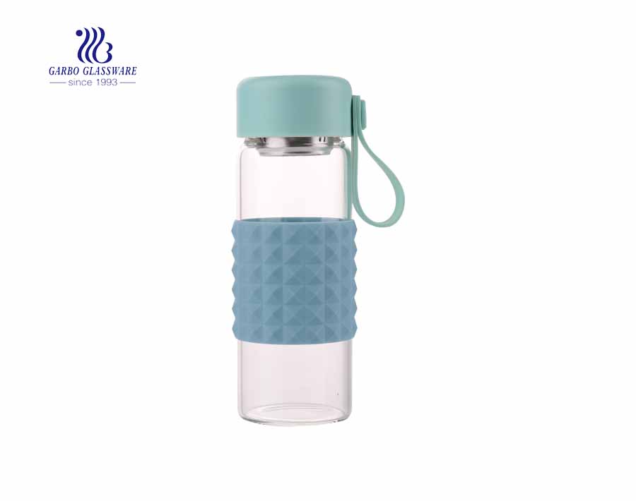 Wholesale cheap 230ml drinking glass sports bottle with silicone sleeve