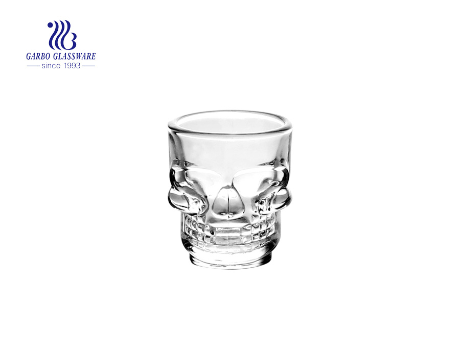 Skull shaped shot glasses spray color custom spirit liquor glasses 