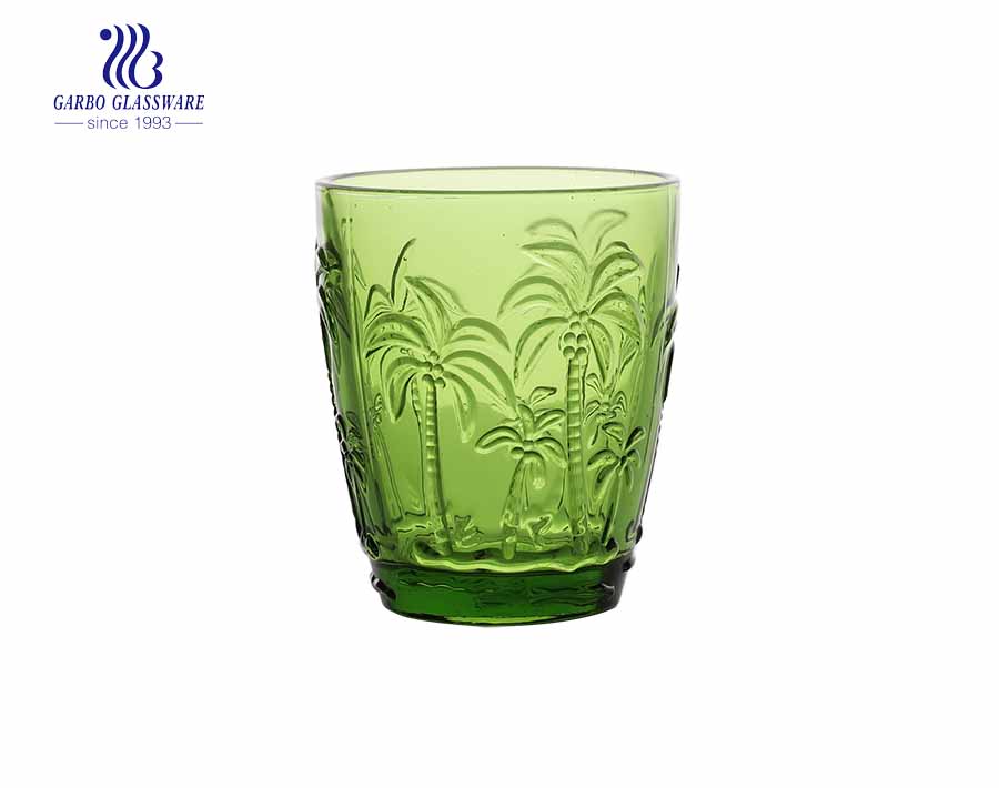 Grüne Vintage Trinkgläser, 10 Unzen geprägte romantische Wasserglaswaren, Glasbecher-Set für Saft, Getränke, Bier, Cocktail