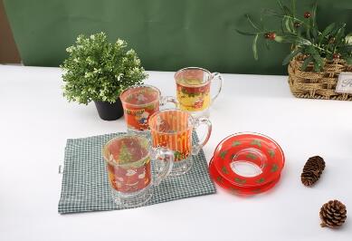 Do you know what kind  of glass cup and glass jug  suitable for Christmas  gift order promotion 