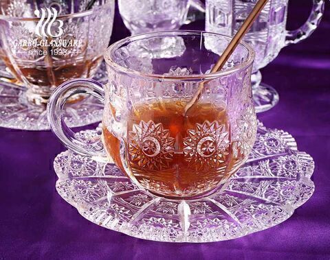 Подсолнечная цапля оформляет стеклянные чашки Азербайджанские чайные чашки и блюдца