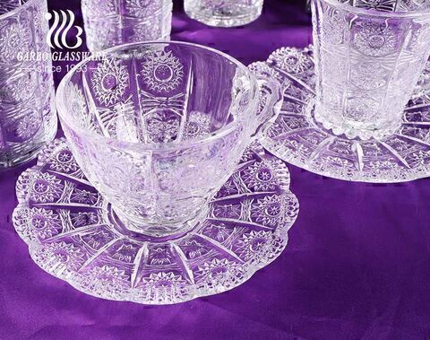 Sunflower heronsbill designs glass cups Azerbaijan tea cups and saucers 