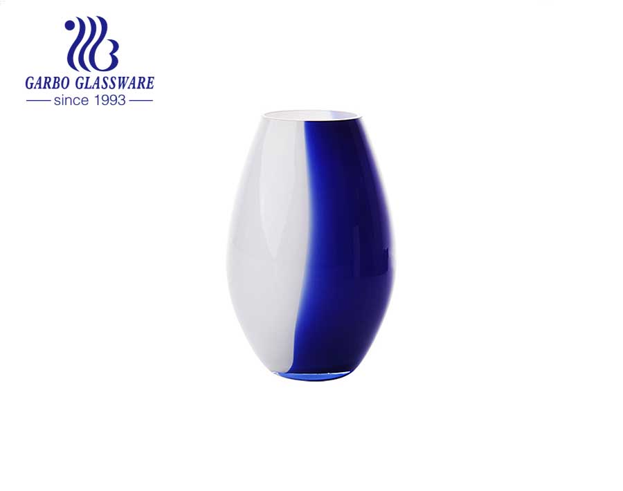 5.5 Zoll Höhe Blau und Weiß Tischplatte Glas Blumenvase Dekorative Flasche einfachen Stil Home Use Blumen Glashalter